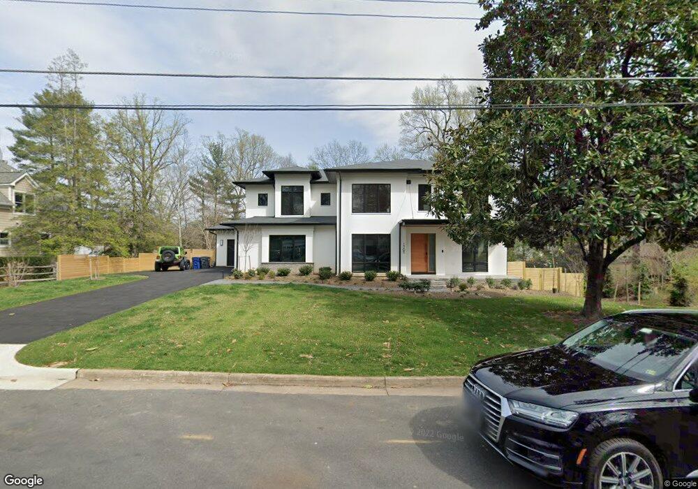 1705 Oak Ln, McLean, VA 22101 - photo 1