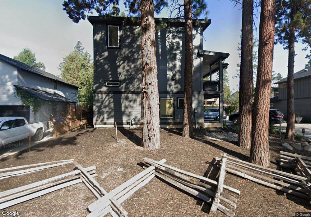 20024 Alderwood Cir unit 2, Bend, OR 97702 - photo 1