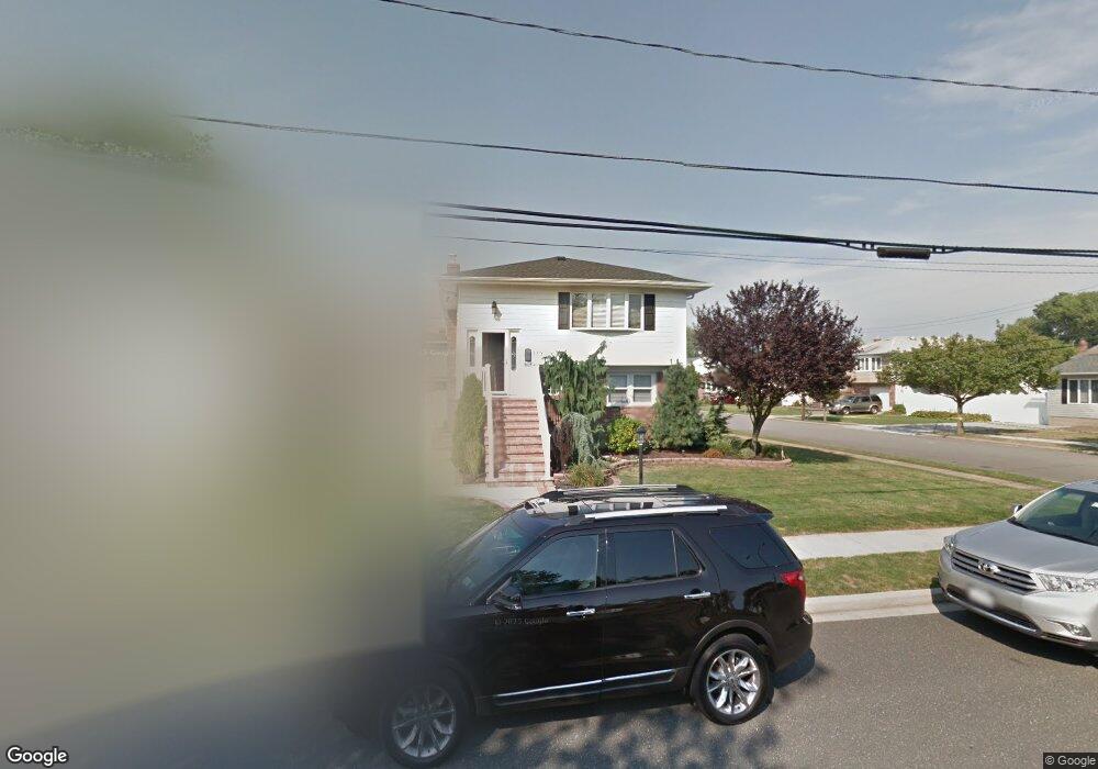 139 Saratoga Blvd, Island Park, NY 11558 - photo 1