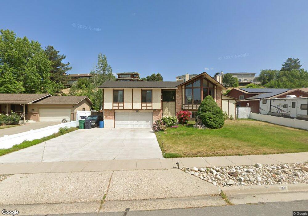 1967 Somerville Dr, Sandy, UT 84093 - photo 1