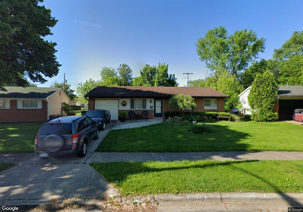 4879 Kresge Dr, Columbus, OH 43232 - photo 1