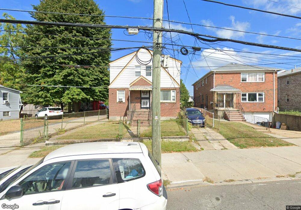 165-25 Union Turnpike unit 2, Flushing, NY 11366 - photo 1
