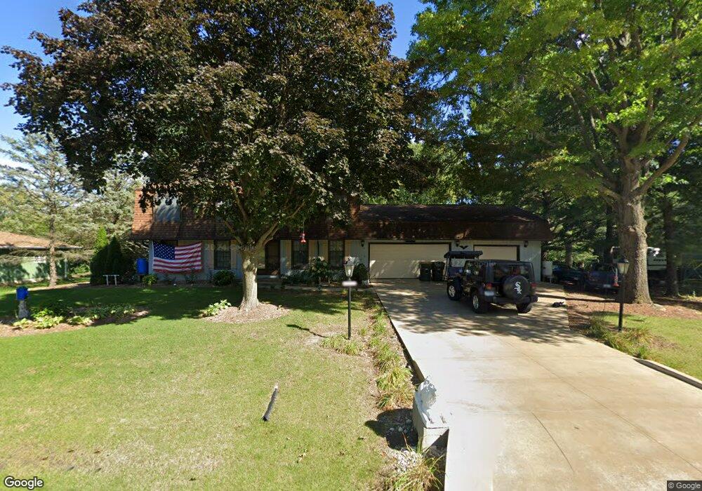 10S143 Springbrook Dr, Naperville, IL 60565 - photo 1