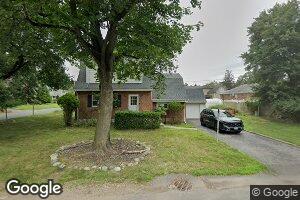 8 Lake Rd, Demarest, NJ 07627