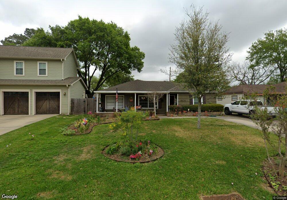 1806 Libbey Dr, Houston, TX 77018 - photo 1