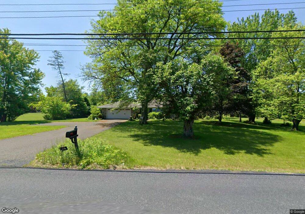 3474 Finland Rd, Pennsburg, PA 18073 - photo 1