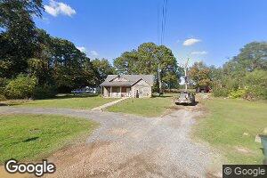 200 E Moon Ave, Crenshaw, MS 38621