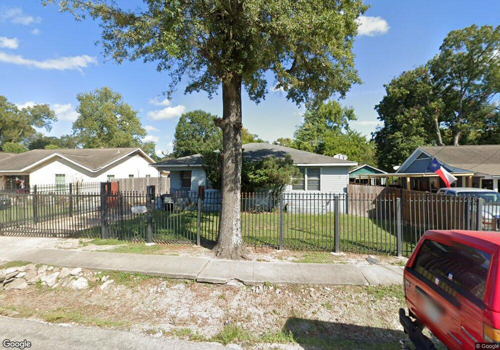 303 King St, Houston, TX 77022 - photo 1