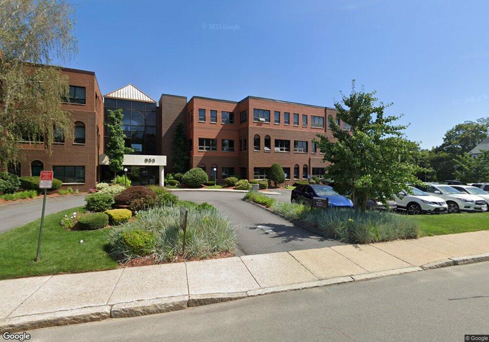 955 Main St unit 204, Winchester, MA 01890 - photo 1