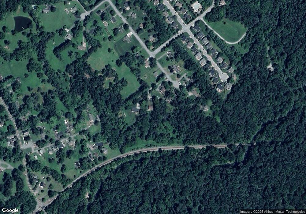 7620 Patapsco Dr, Sykesville, MD 21784 - photo 1