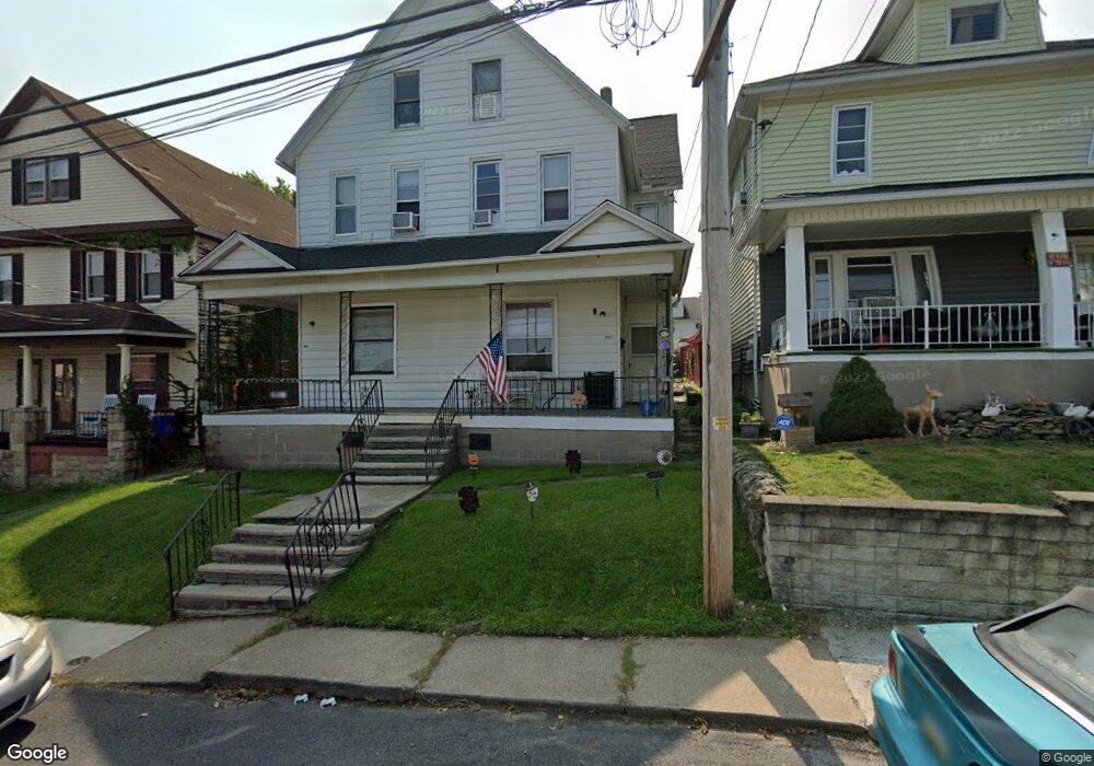 1133 W Locust St, Scranton, PA 18504 - photo 1