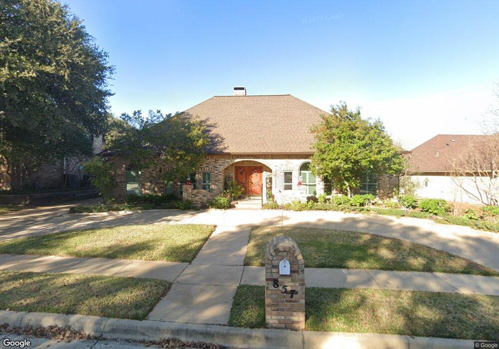 857 Shady Lake Dr, Bedford, TX 76021 - photo 1