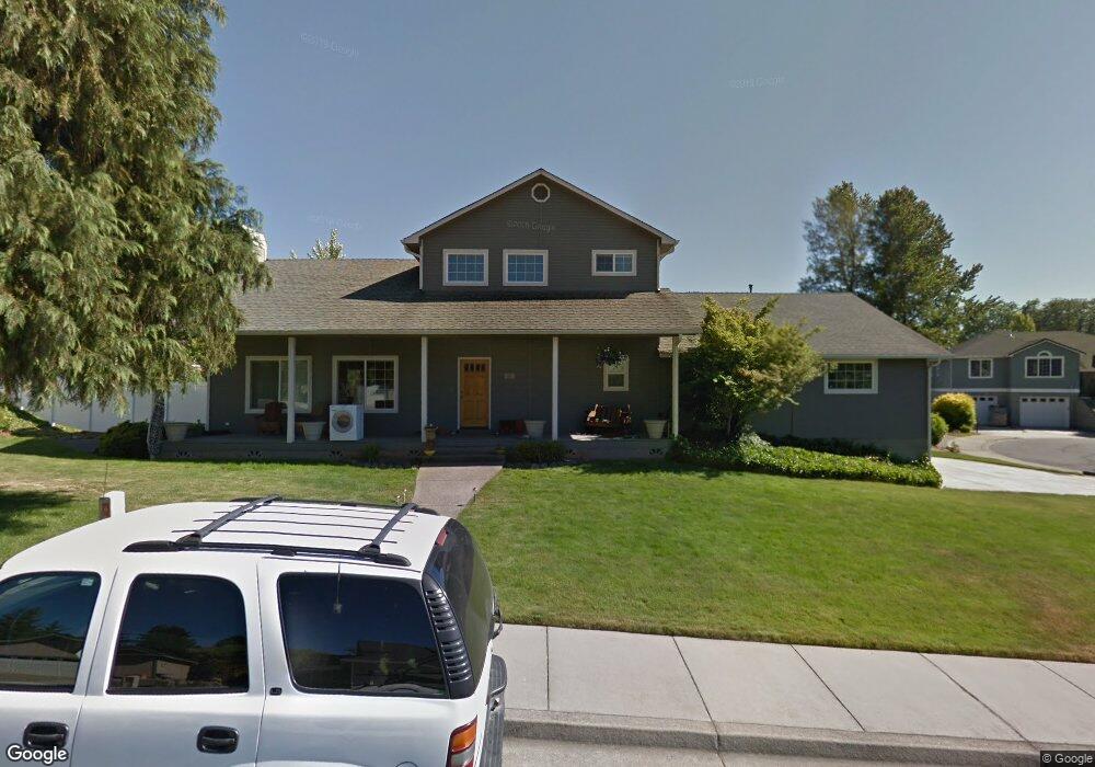 101 Creek View Ln, Rogue River, OR 97537 - photo 1