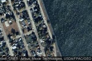 802 River St, Sabula, IA 52070
