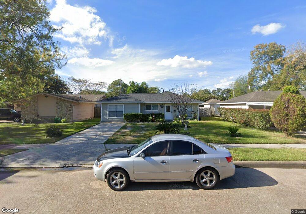 10215 Rambling Trail, Houston, TX 77089 - photo 1