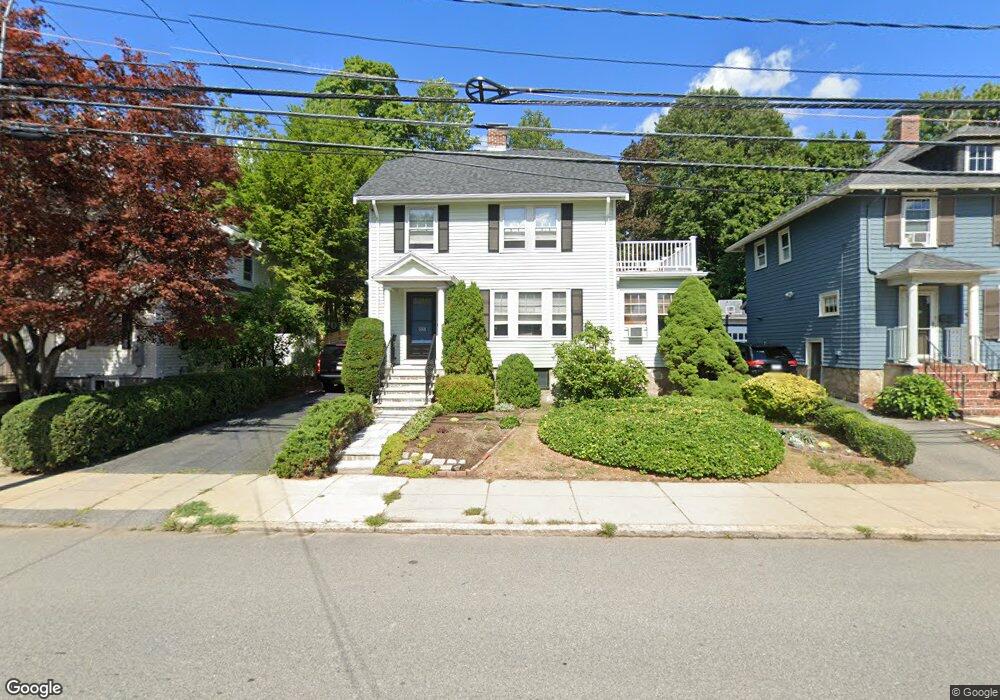 553 Lagrange St, West Roxbury, MA 02132 - photo 1