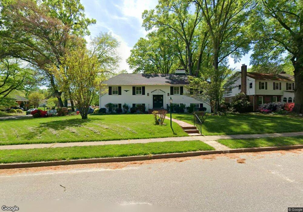 1101 Potomac Ln, Alexandria, VA 22308 - photo 1