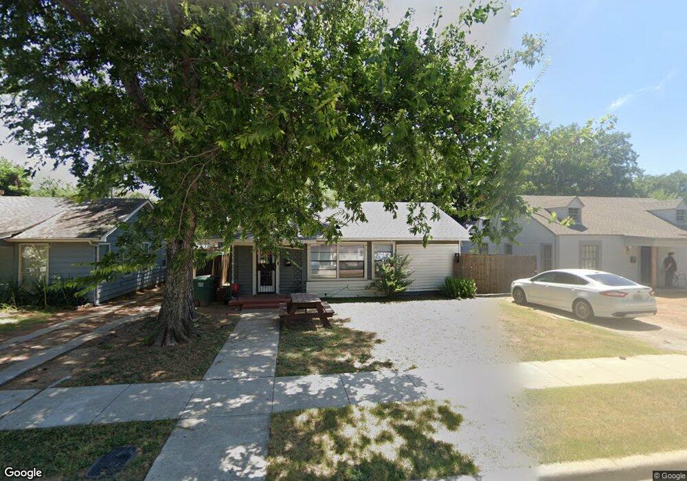 320 N Judkins St, Fort Worth, TX 76111 - photo 1