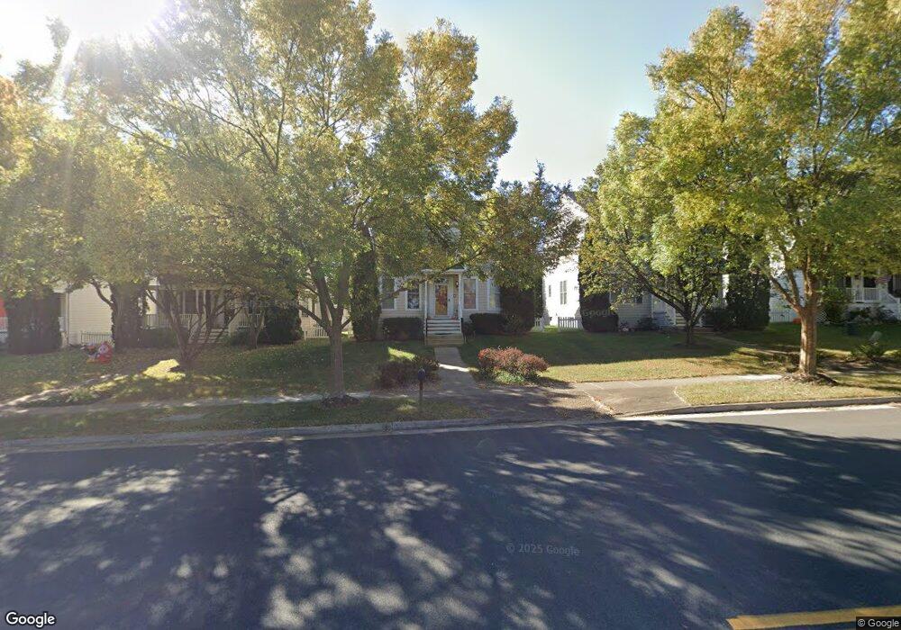 43077 Edgewater St, Chantilly, VA 20152 - photo 1