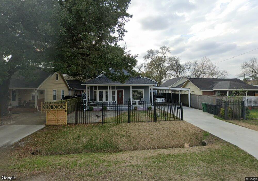 6815 Roswell St, Houston, TX 77022 - photo 1