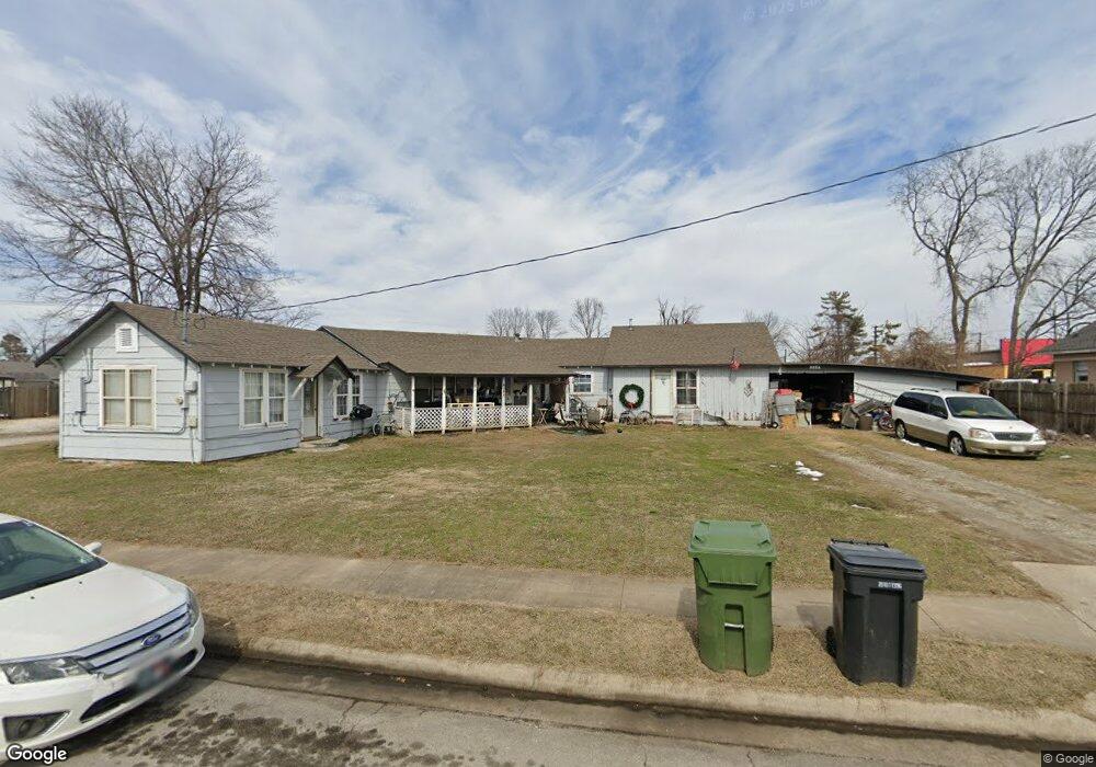 805 W Lilac St, Rogers, AR 72756 - photo 1