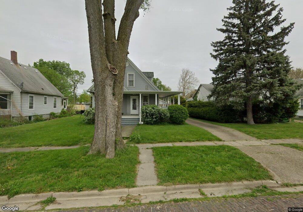 222 6th St, Lincoln, IL 62656 - photo 1