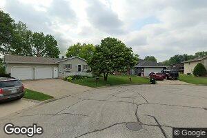 425 4th Ave NE, Plainview, MN 55964