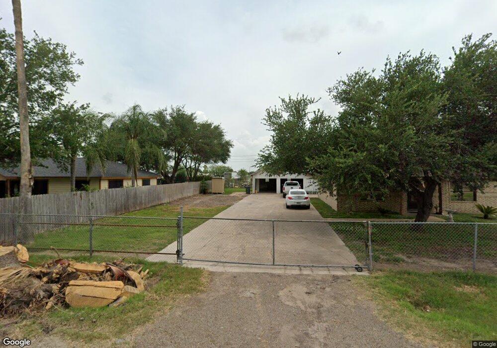 213 S Beto Garcia Dr, Weslaco, TX 78596 - photo 1