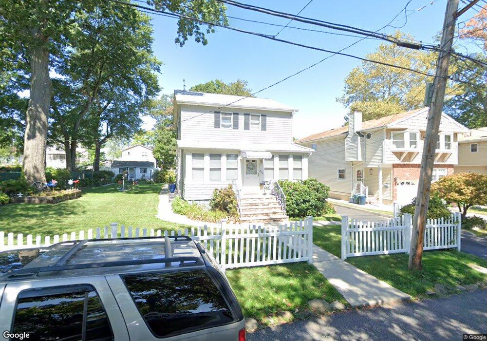 329 Dewey Ave unit 331, Staten Island, NY 10308 - photo 1