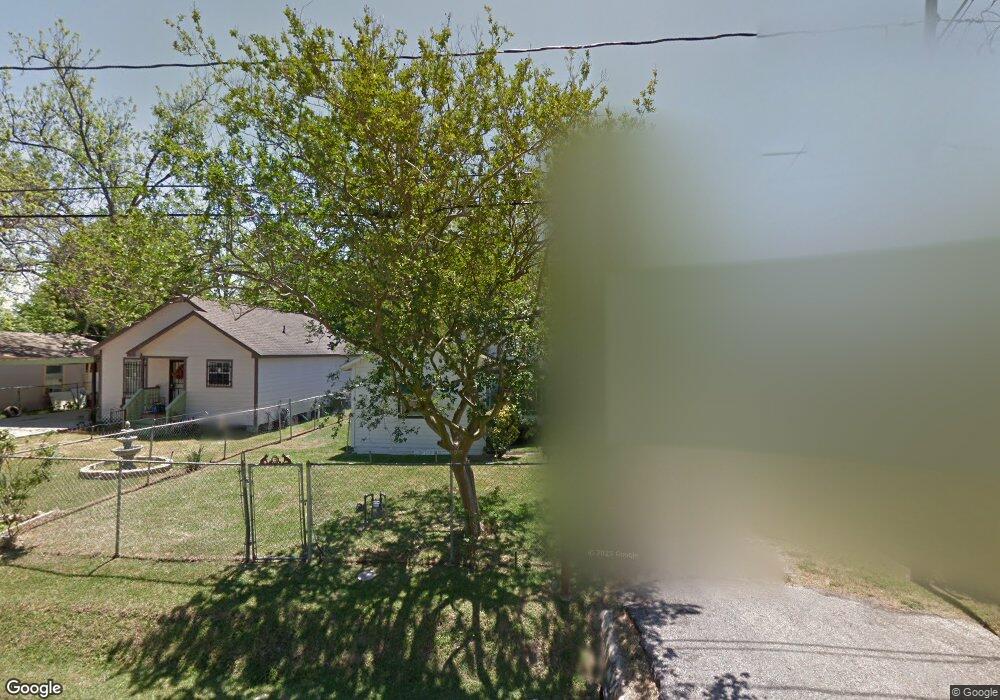 3220 Creston Dr, Houston, TX 77026 - photo 1