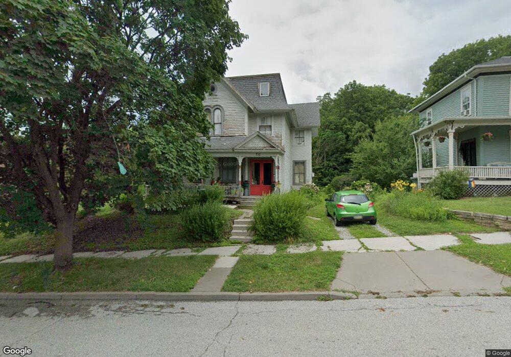 732 Bridge Ave, Davenport, IA 52803 - photo 1