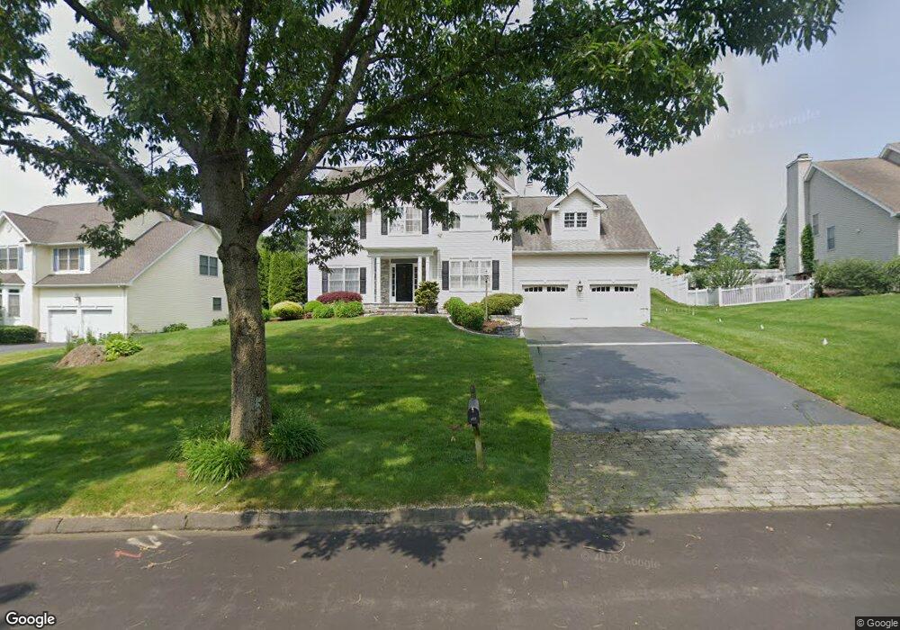 58 Myrtlewood Dr, Milford, CT 06461 - photo 1