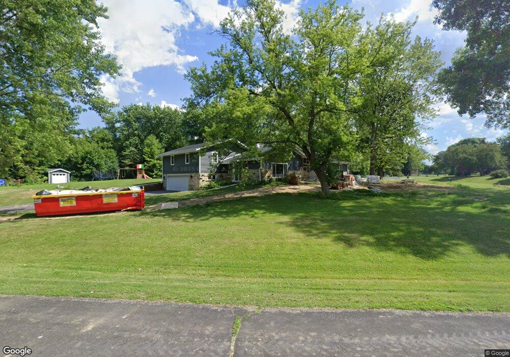 N58W26275 Mountain Shadows Dr, Sussex, WI 53089 - photo 1