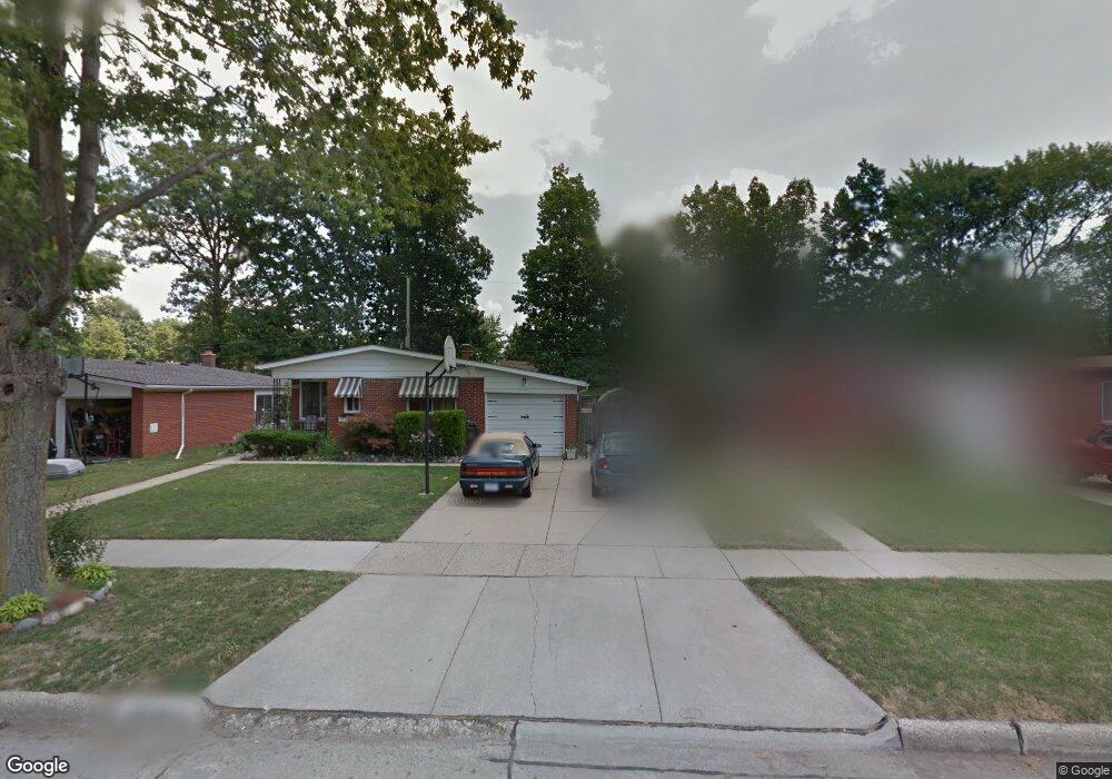 30735 Underwood Dr unit 12, Roseville, MI 48066 - photo 1