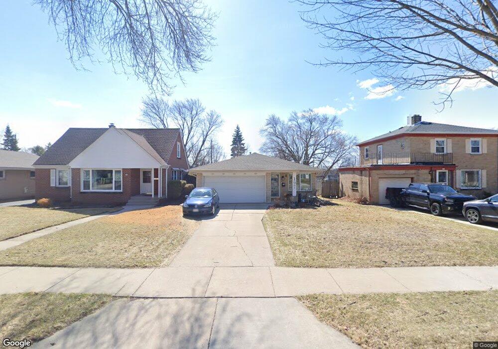 197 W Bolivar Ave, Milwaukee, WI 53207 - photo 1
