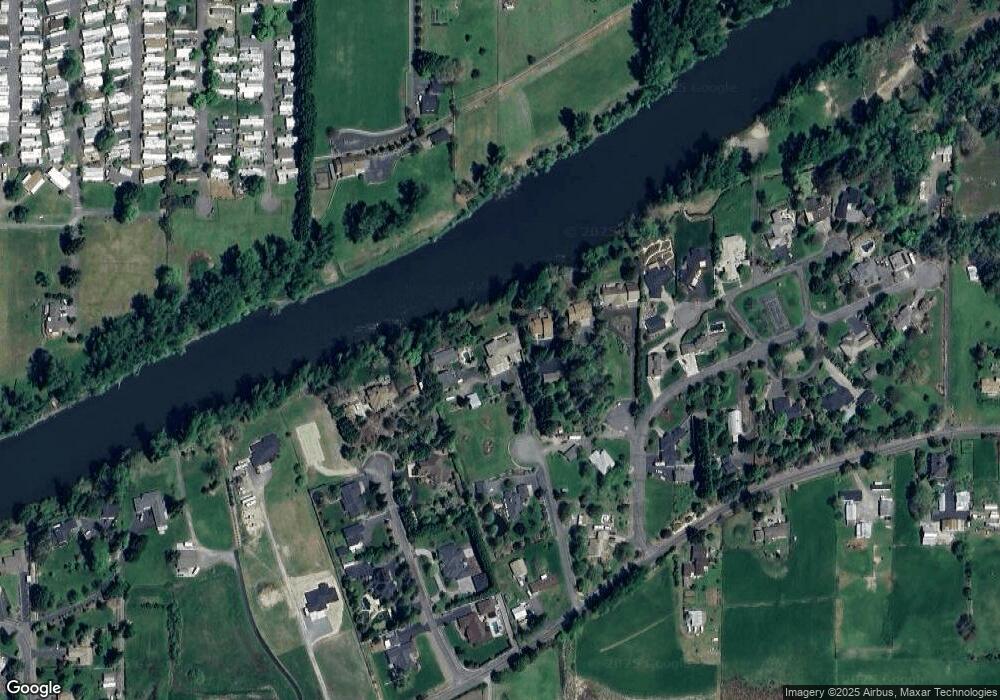 196 Jems Riffle Rd, Grants Pass, OR 97527 - photo 1