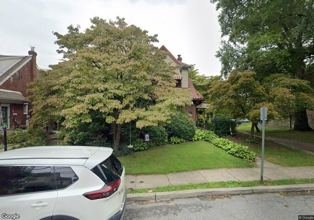 2415 Wynnefield Dr, Havertown, PA 19083 - photo 1