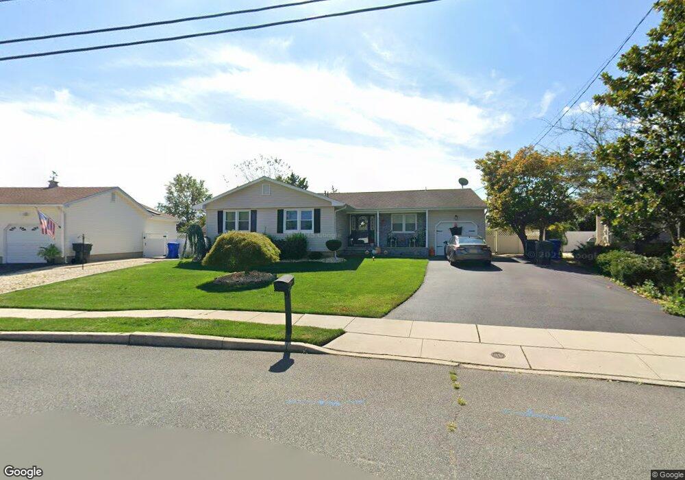 1297 Linda Dr, Toms River, NJ 08753 - photo 1