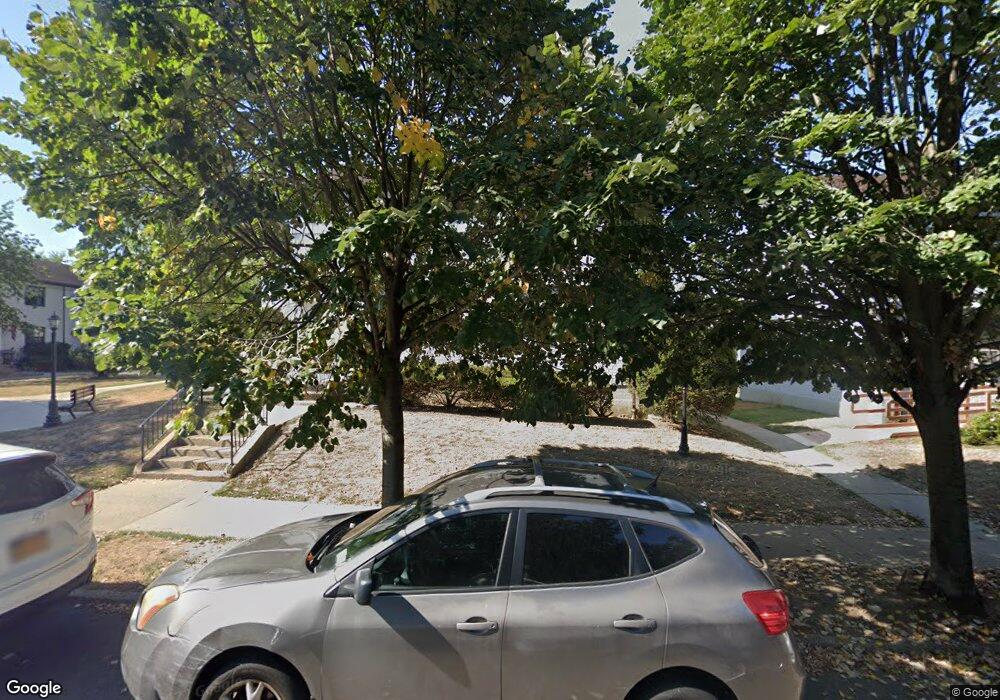 6854 136th St unit A, Kew Gardens Hills, NY 11367 - photo 1