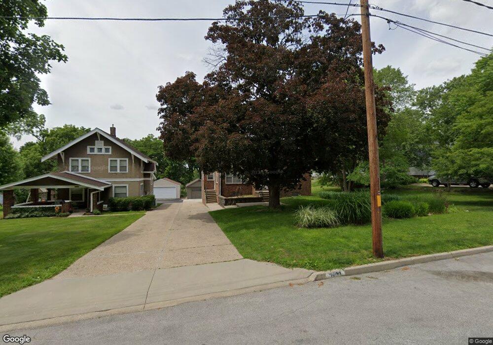 2408 E 28th St, Des Moines, IA 50317 - photo 1