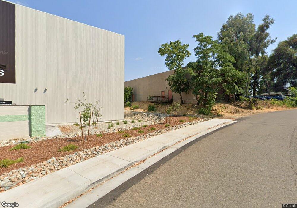 369 E Cypress Ave, Redding, CA 96002 - photo 1