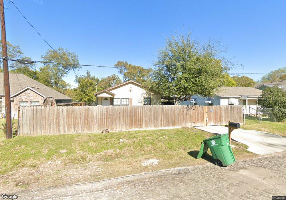 2216 Wavell St, Houston, TX 77088 - photo 1