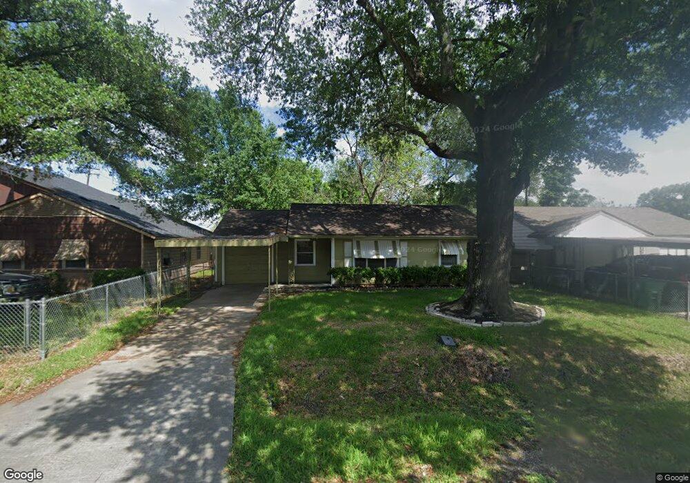 4318 Busiek St, Houston, TX 77022 - photo 1