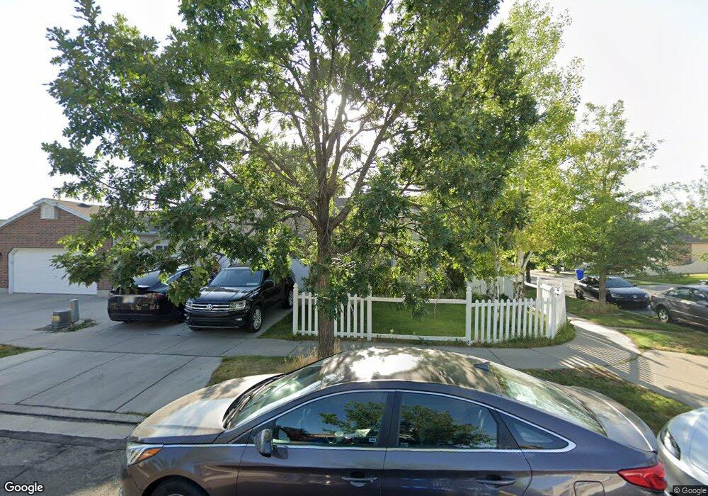 8567 Laurel Oak Dr, West Jordan, UT 84081 - photo 1