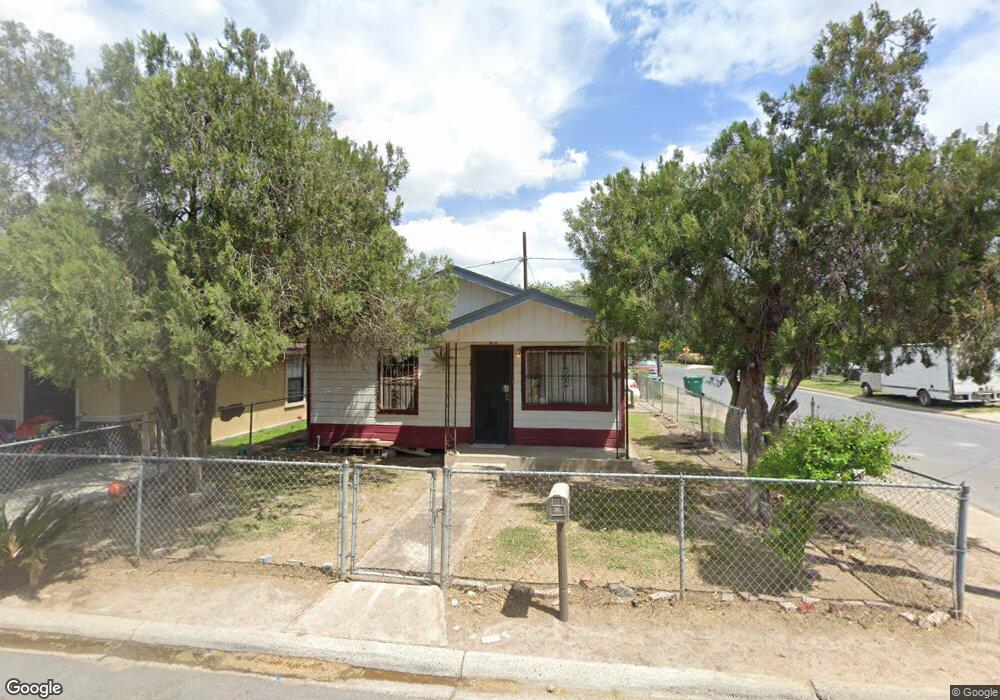 1027 E Sanchez St, Pharr, TX 78577 - photo 1