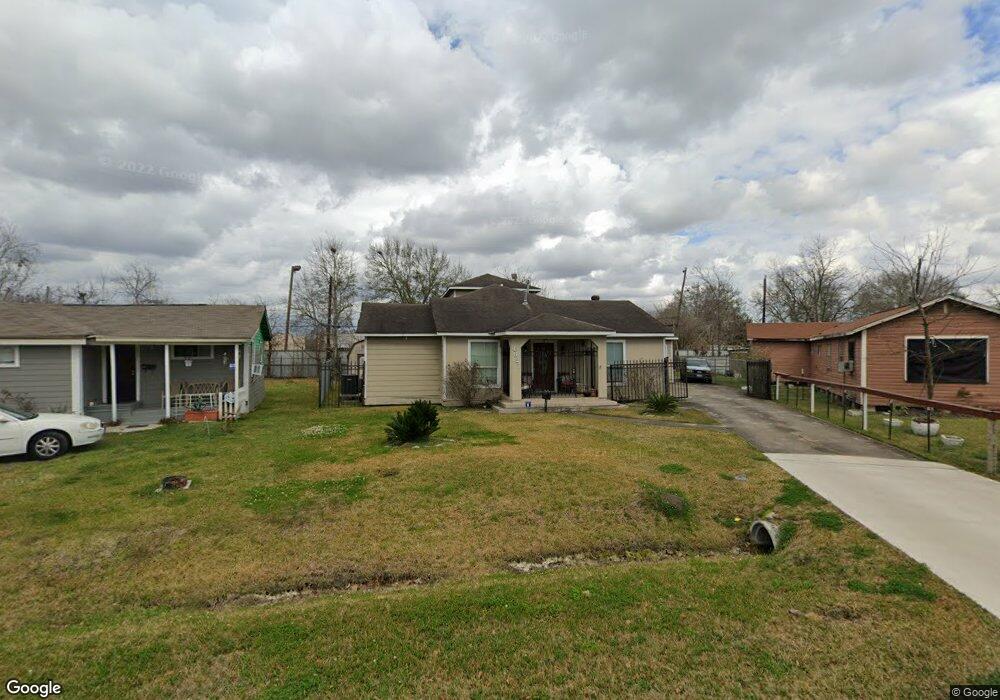 4627 Kingsbury St, Houston, TX 77021 - photo 1