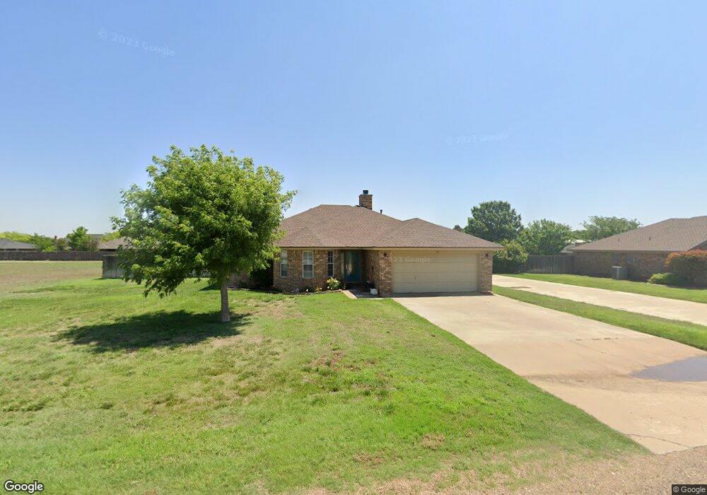 1404 Bravo St, Plainview, TX 79072 - photo 1