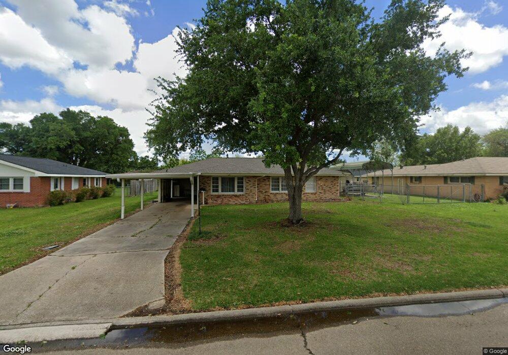 329 Crestwood St, Lake Charles, LA 70605 - photo 1