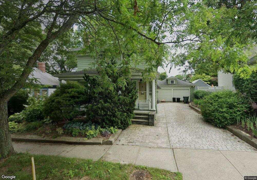 305 Rochambeau Ave, Providence, RI 02906 - photo 1