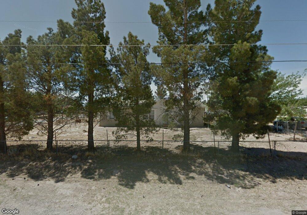 1417 Crabb St, Carlsbad, NM 88220 - photo 1